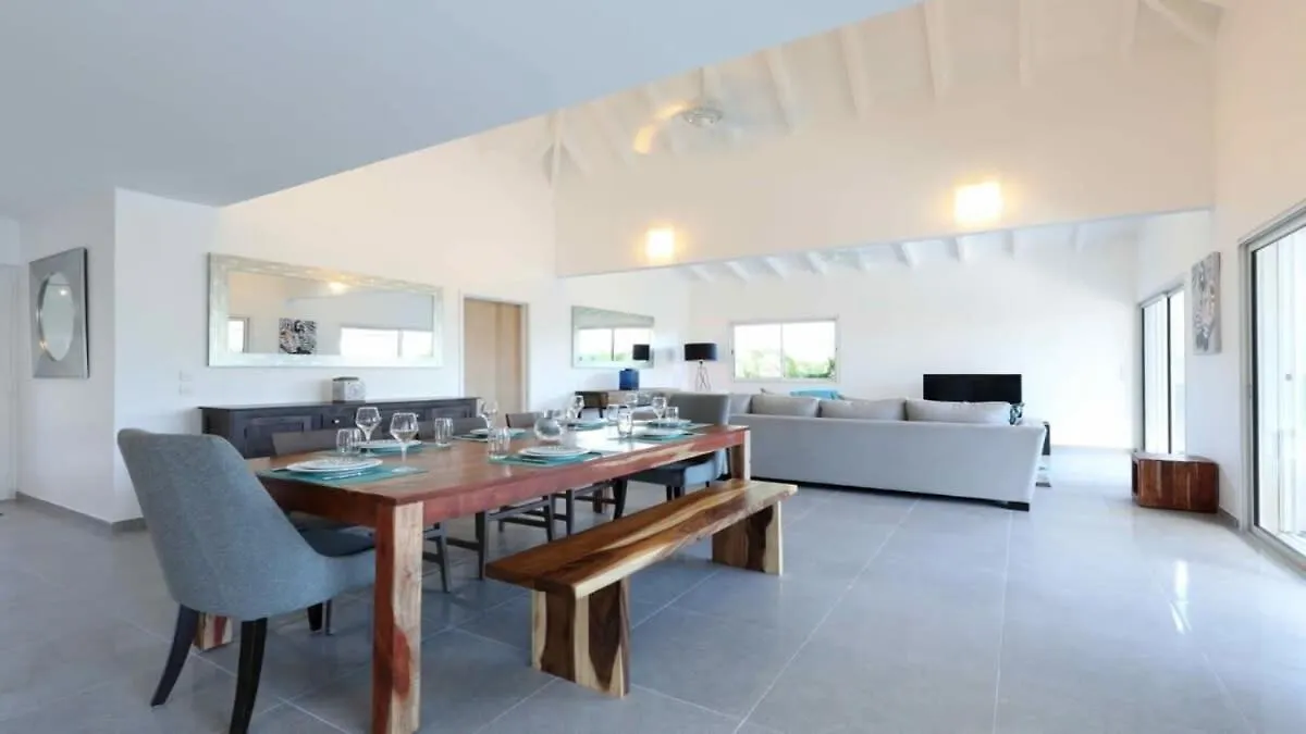 Dazzling Villa with Heated Swimming Pool St. Barthelemy